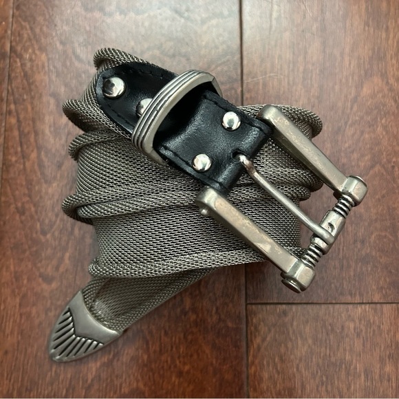 Women’s Silver Toned Mesh and Black Leather Belt, Size Small - Picture 1 of 16